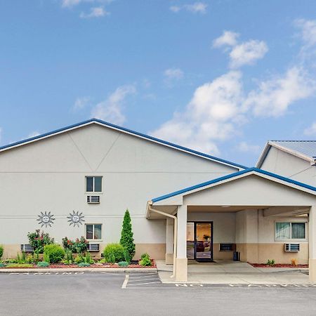Super 8 By Wyndham Indianapolis Emerson Buitenkant foto